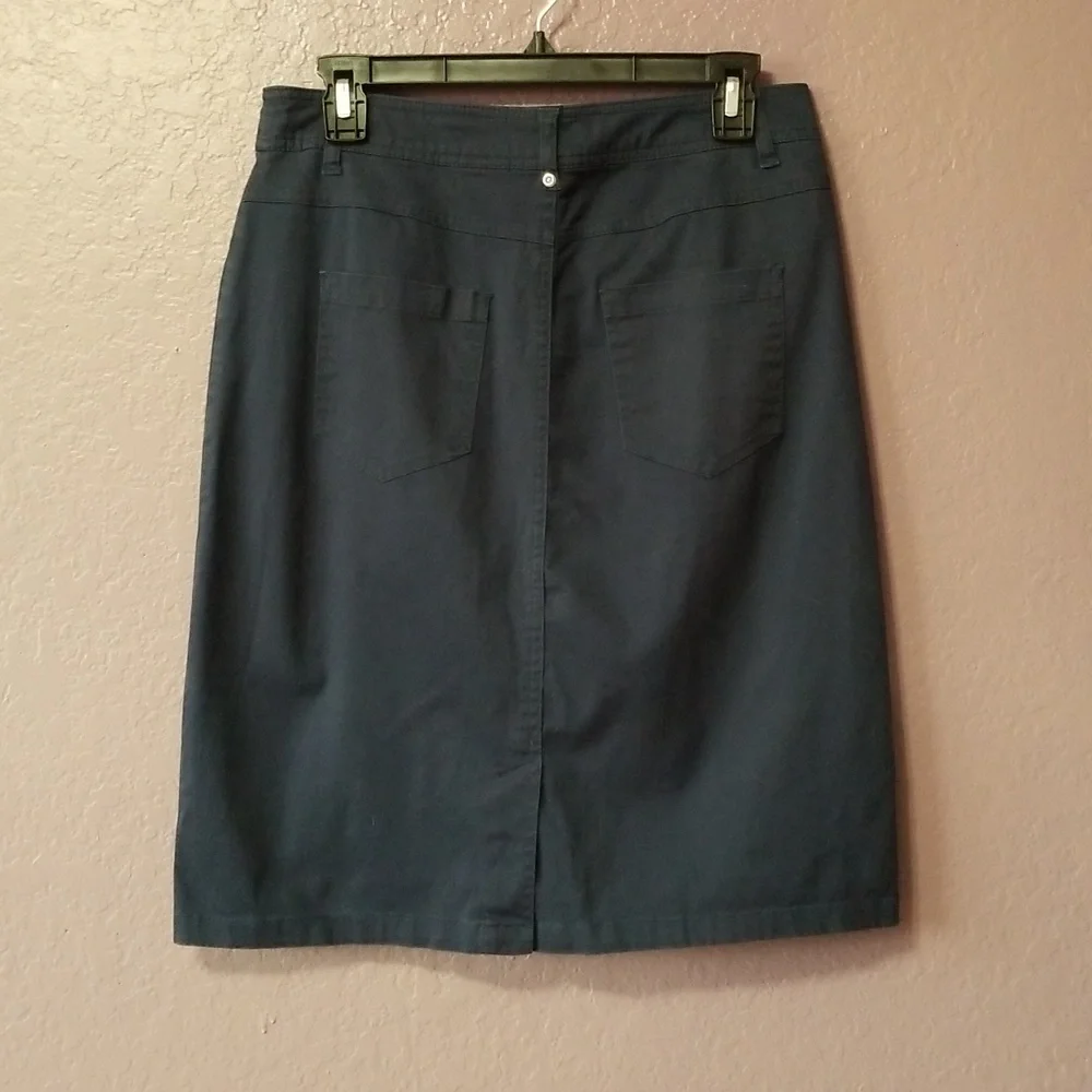 Laura Scott Skirt - Picture 4 of 10